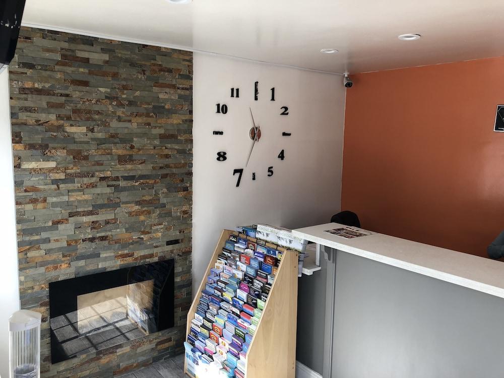Gilroy Inn — 6