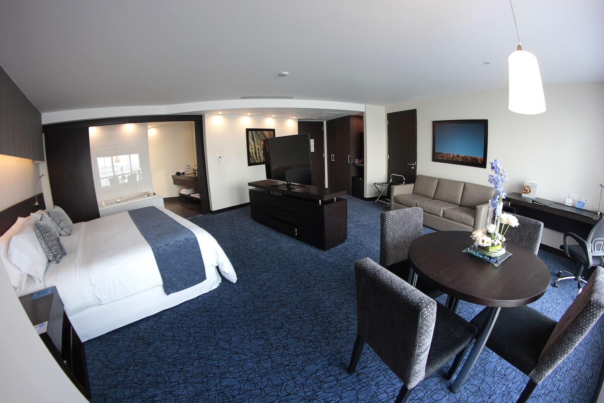 Wyndham Guayaquil Puerto Santa Ana 957365 — 1