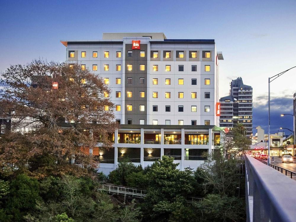 Ibis Hamilton Tainui — 2