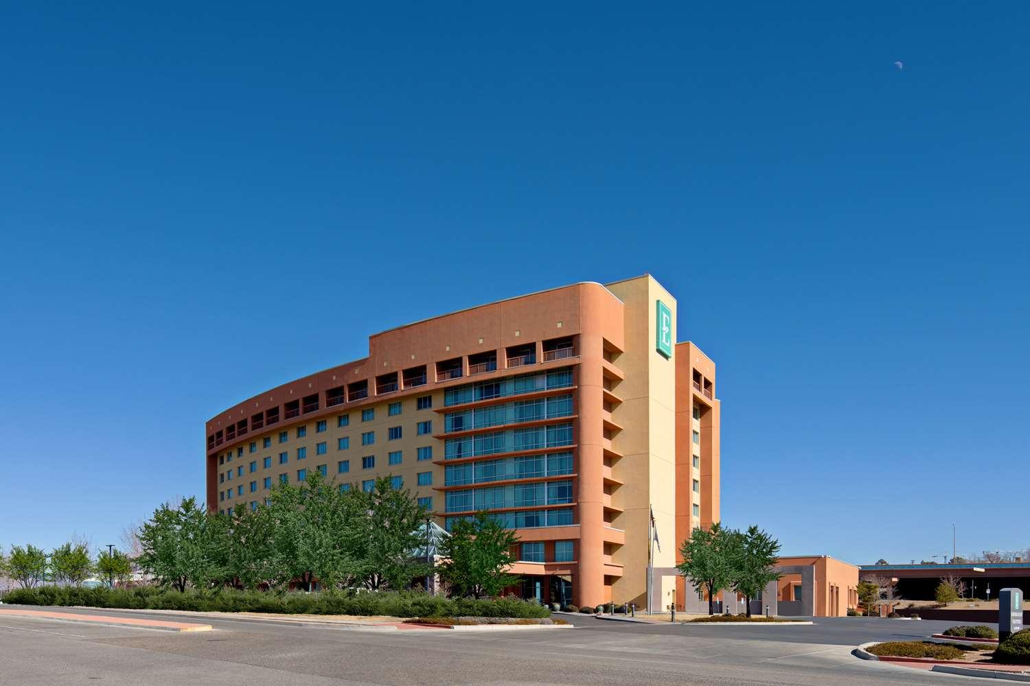 Embassy Suites by Hilton Albuquerque — 5