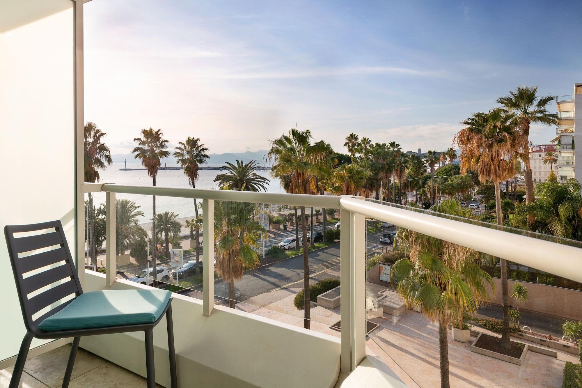 JW MARRIOTT CANNES — 9