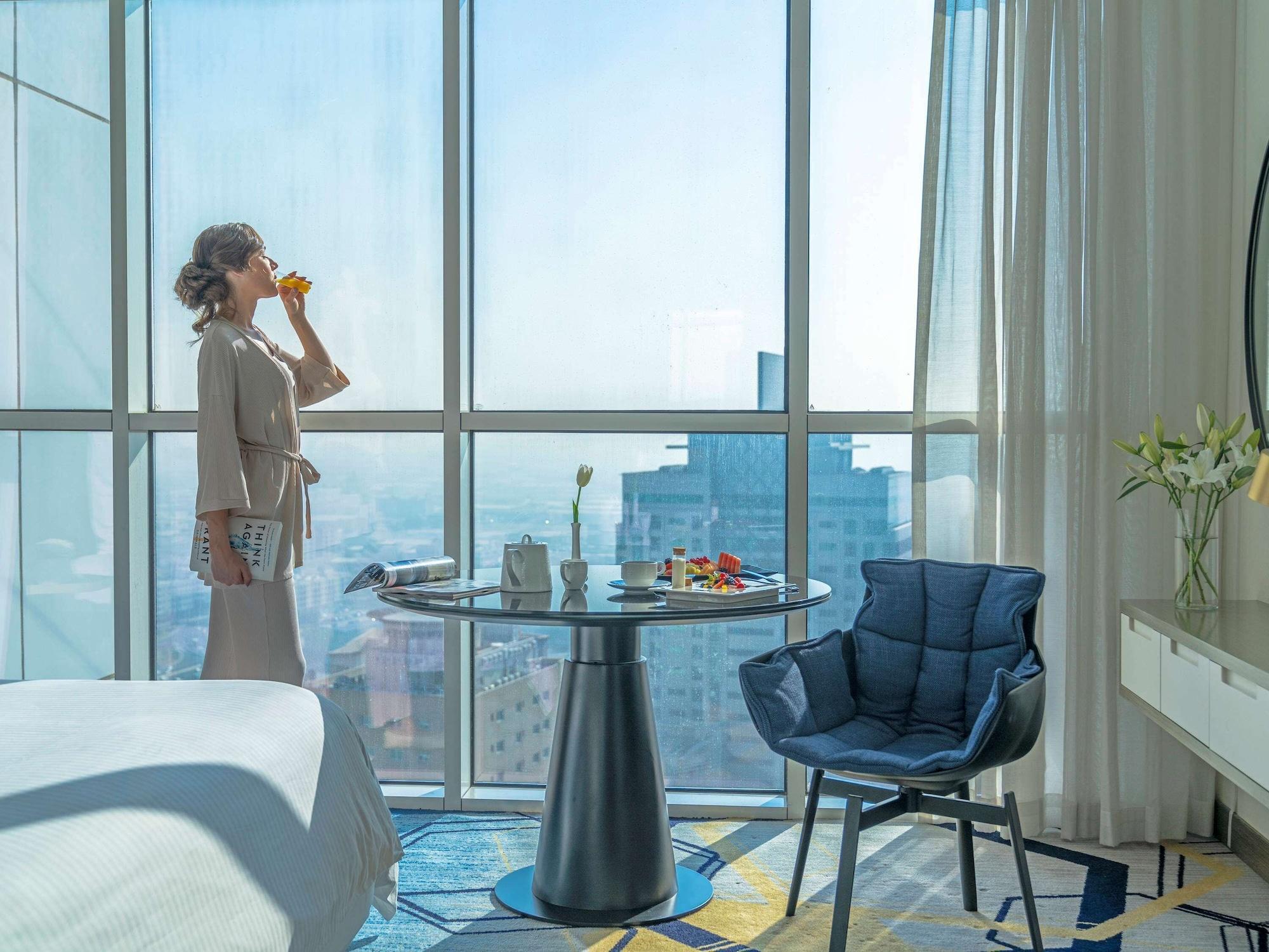 Pullman Hotel Sharjah — 2