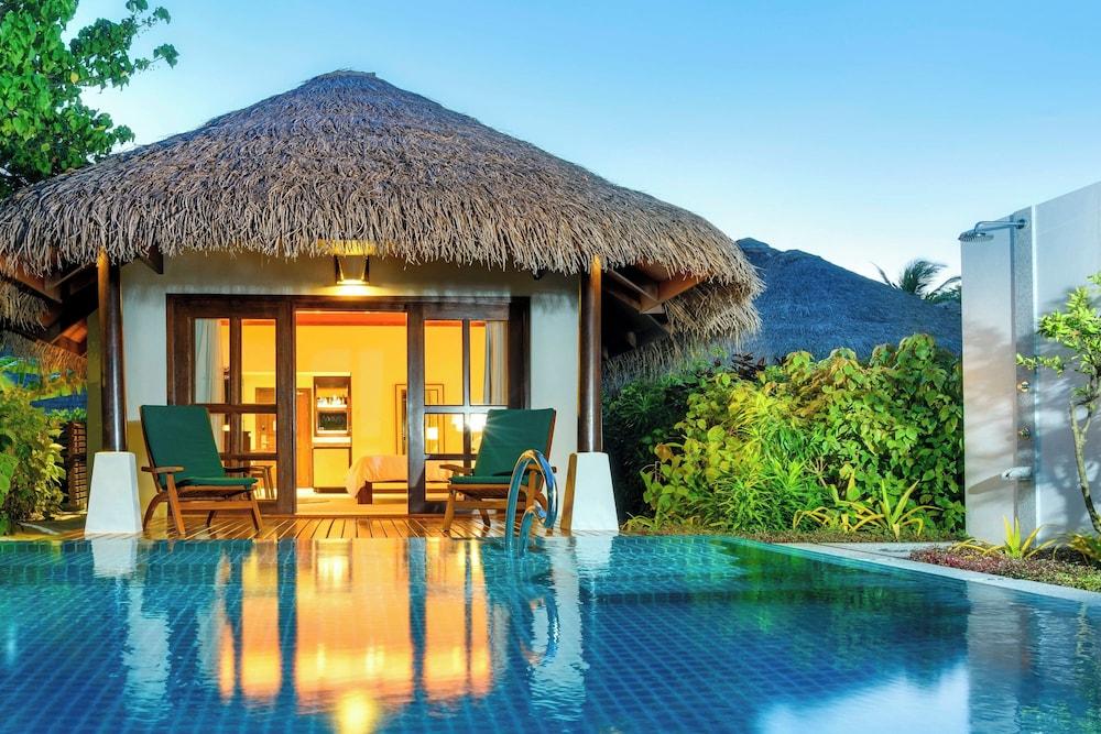 Sheraton Maldives Full Moon Resort & Spa — 3