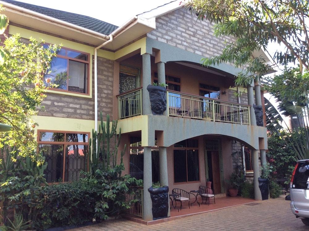 Korona Villa Bed & Breakfast 1234268 — 2