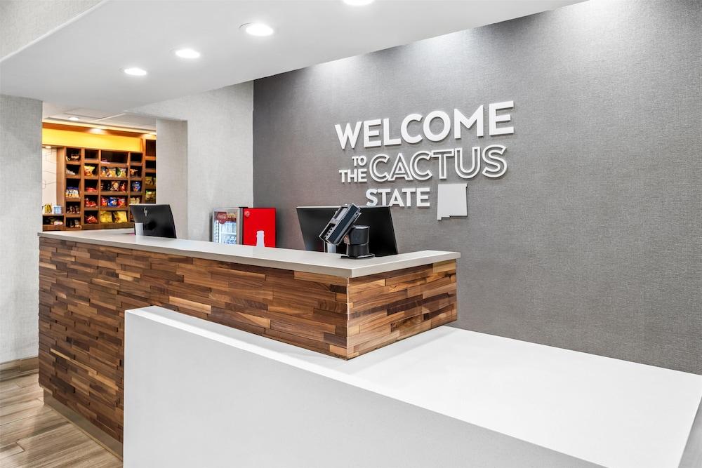 Hampton Inn & Suites Farmington, NM — 2