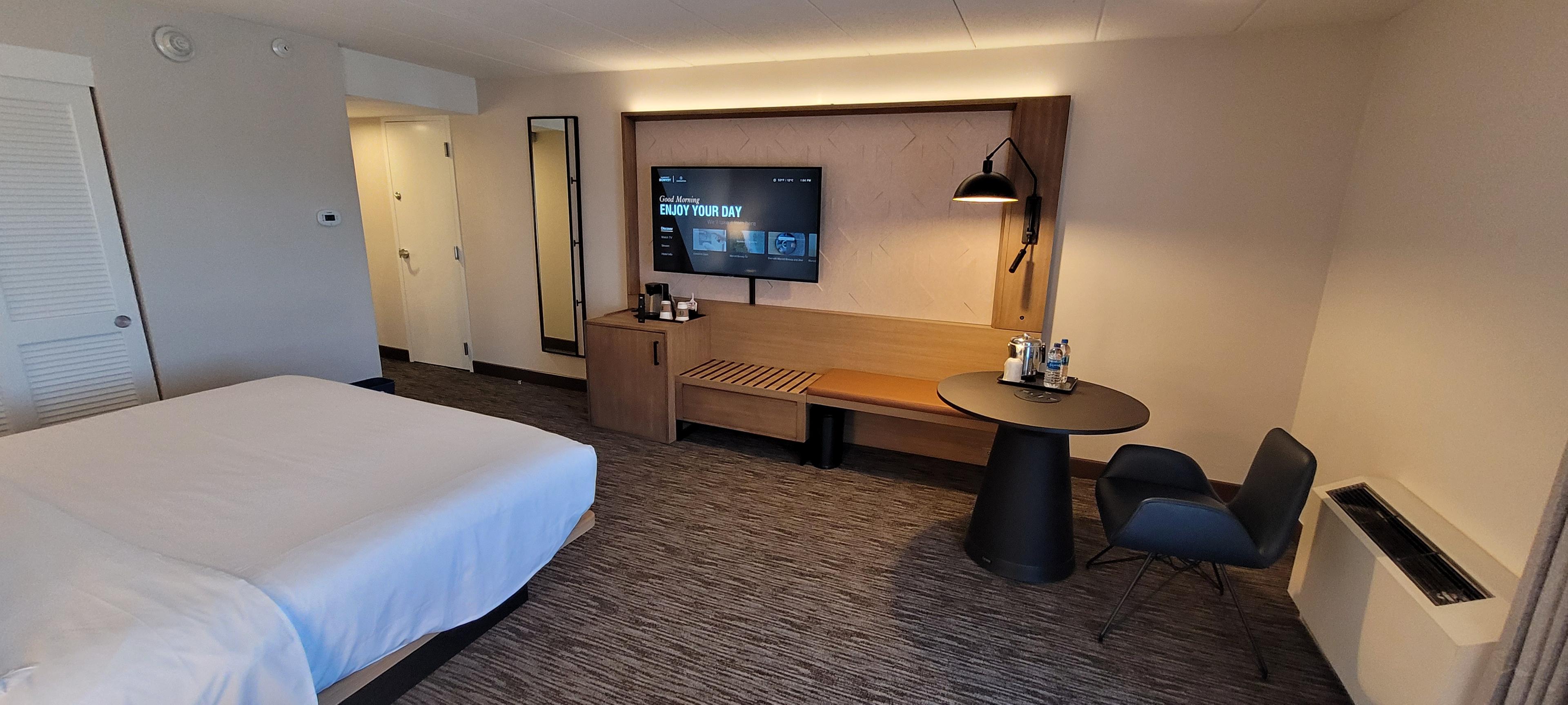 SHERATON MILWAUKEE BROOKFIELD HOTEL — 9