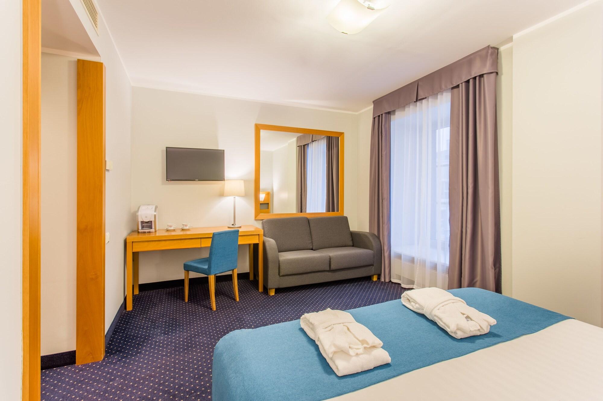 HESTIA HOTEL ILMARINE — 9