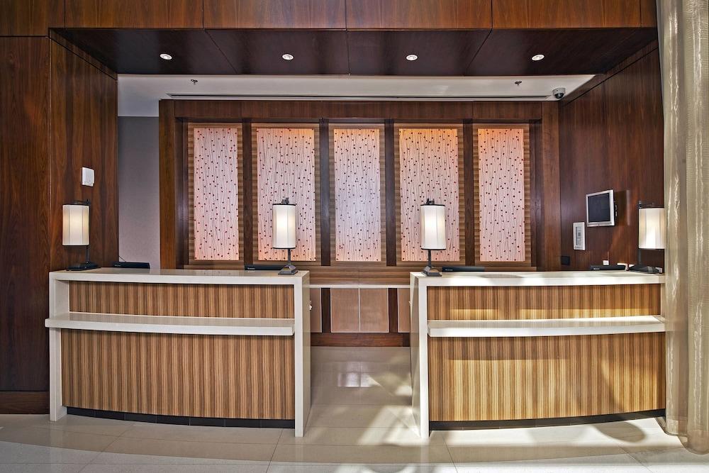 Residence Inn Arlington Capital View — 3