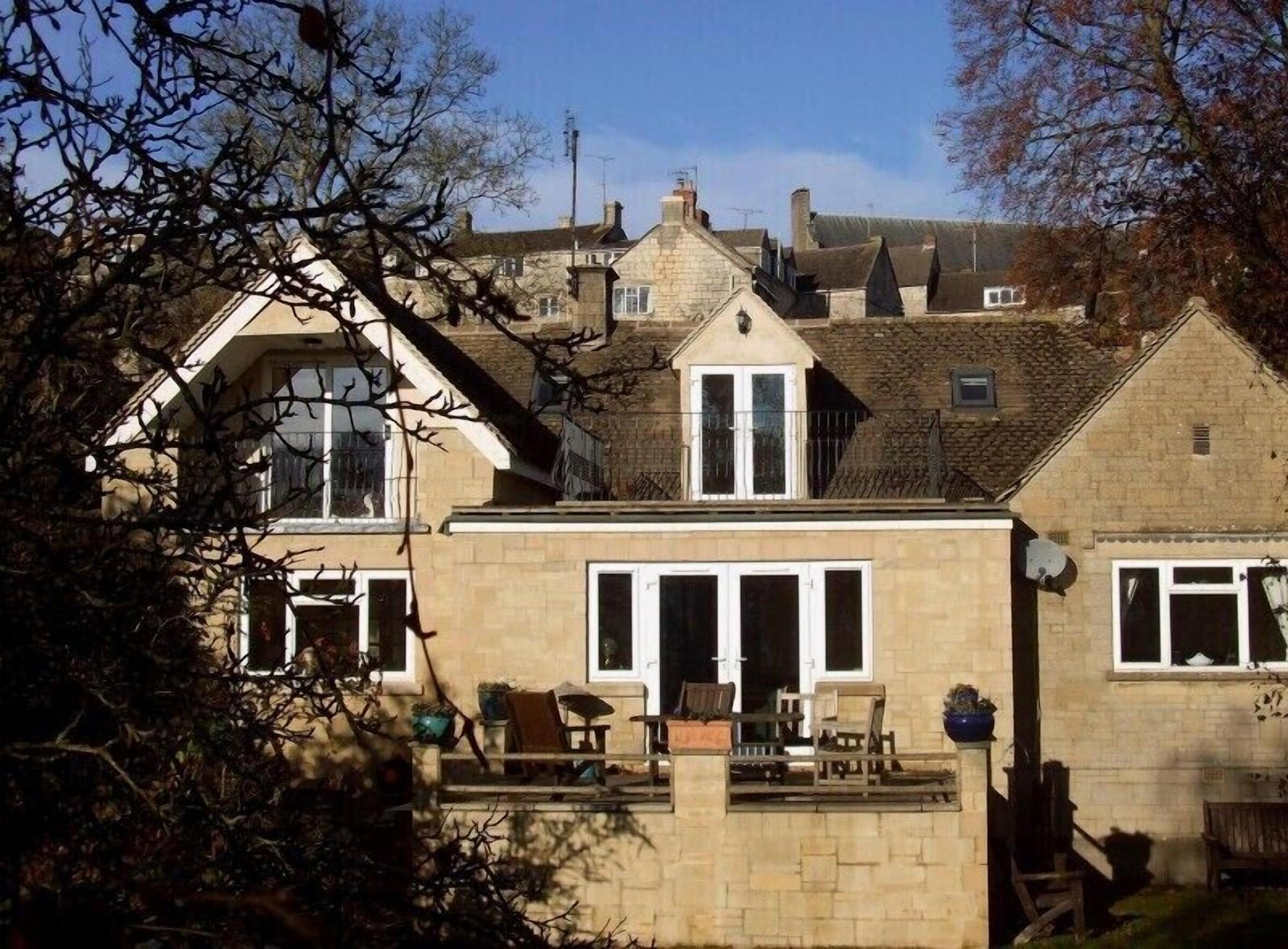 Tibbiwell Lodge - B&B — 2