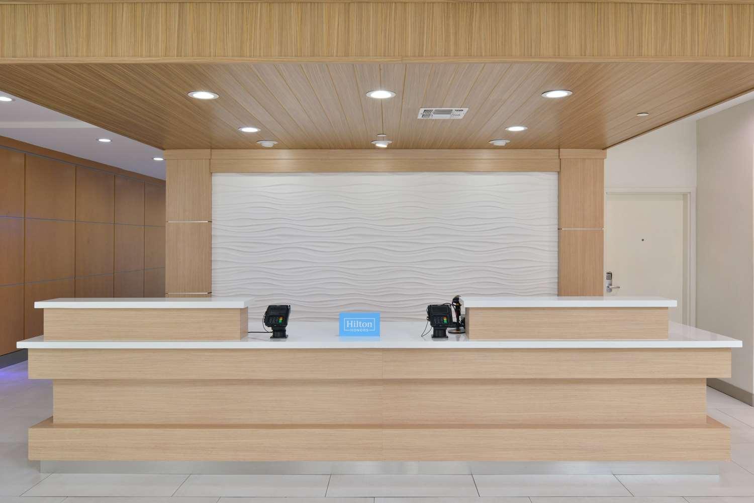 Hilton Garden Inn Denton — 8