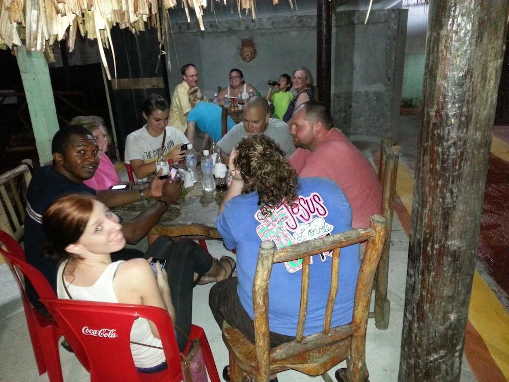 La Delphina Bed and Breakfast Bar and Grill — 10