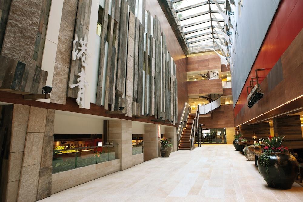 The Salisbury YMCA of Hong Kong 78734 — 3