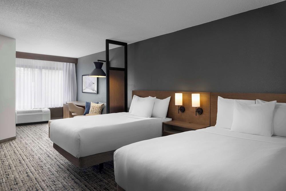 Hyatt Place El Paso Airport — 10