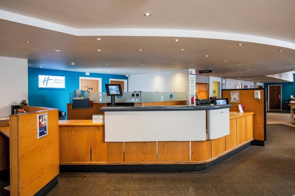 EXPRESS BY HOLIDAY INN INVERNESS — 3
