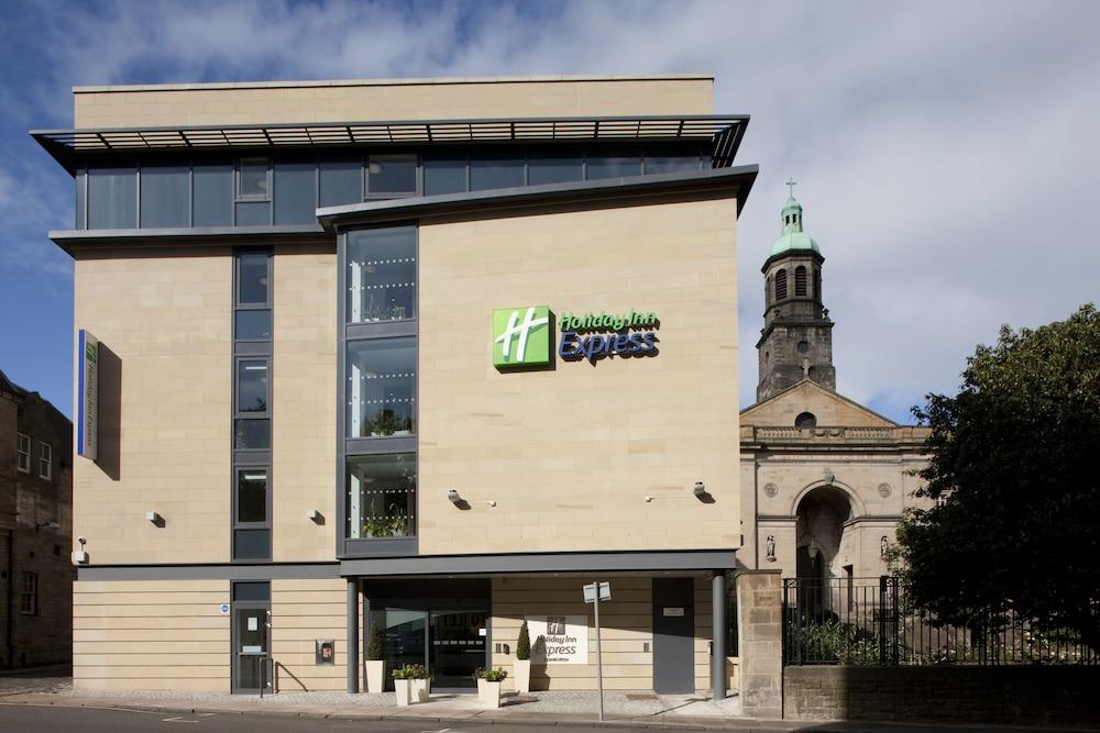 Holiday Inn Express Edinburgh Royal Mile — 1