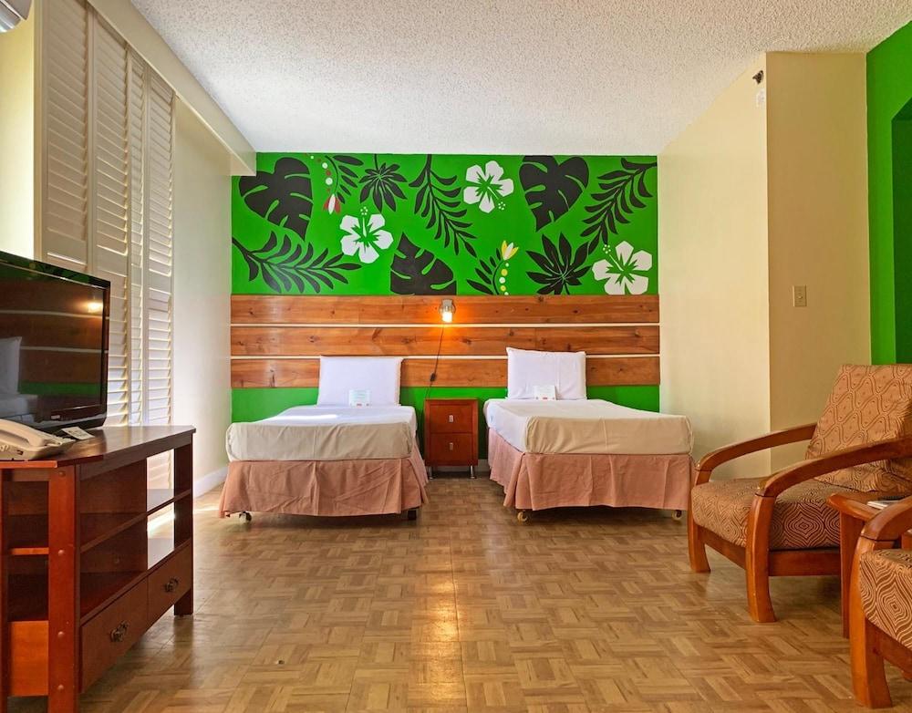 Garden Villa Hotel — 9
