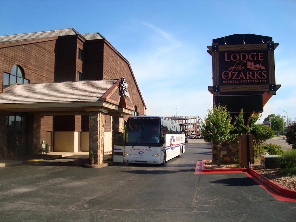 Lodge of the Ozarks — 4