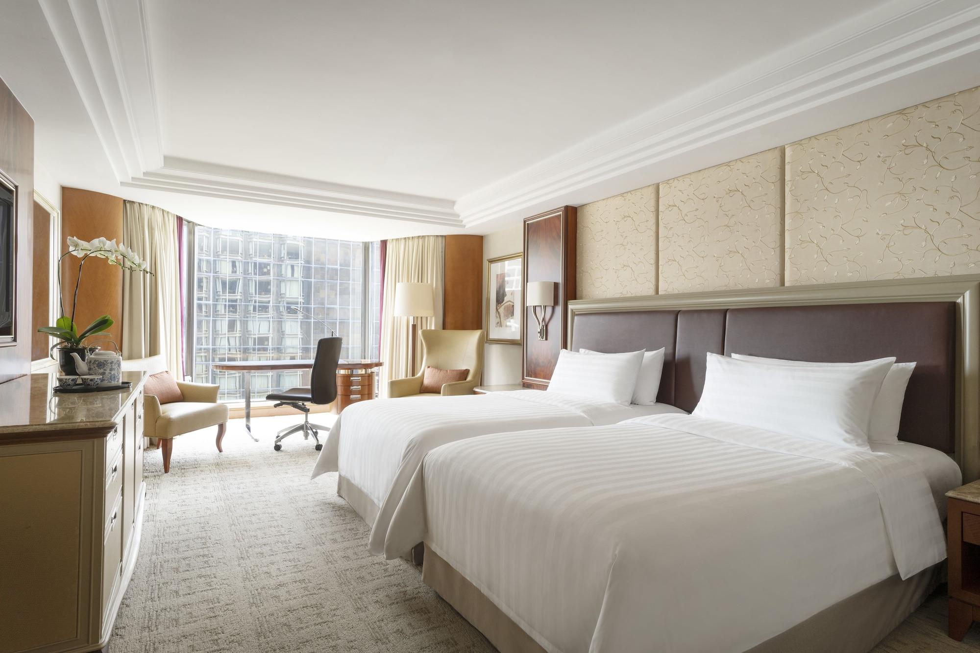 Kowloon Shangri-La Hong Kong 83218 — 8