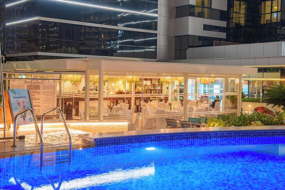 Movenpick Hotel Apartments Downtown Dubai — 7