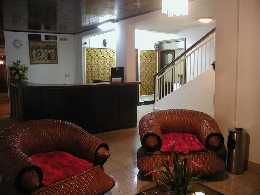 HOTEL AZUR — 4