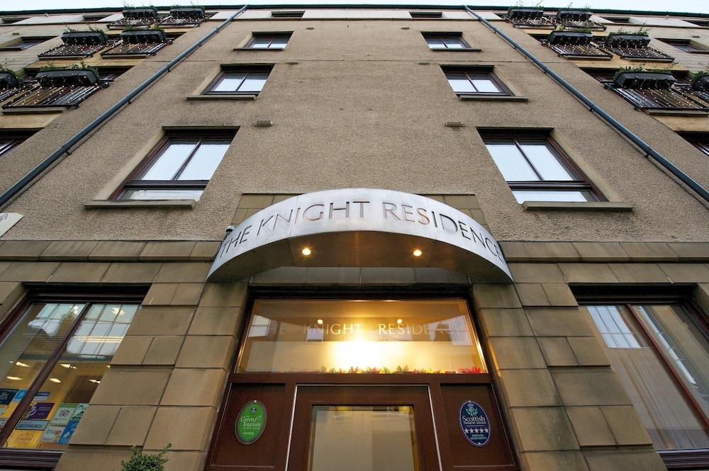 The Knight Residence by Mansley Serviced Apartments — 6