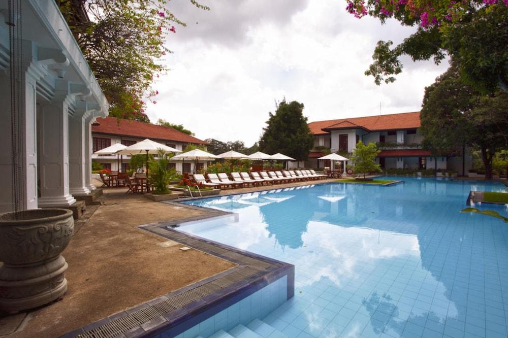 Mahaweli Reach Hotel 86172