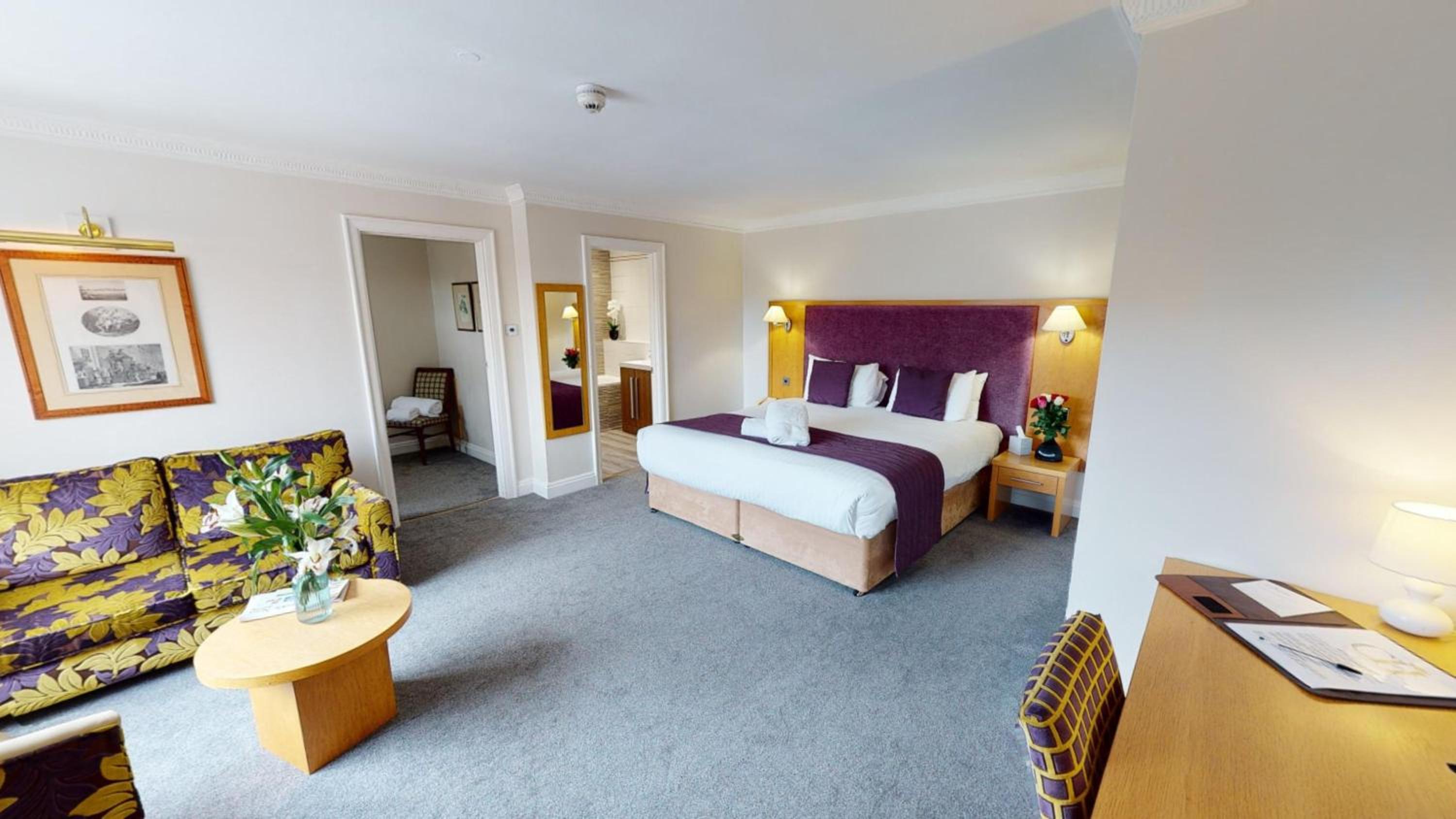 CHEQUERS HOTEL — 10