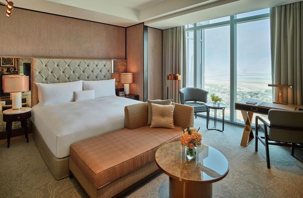 Waldorf Astoria Dubai International Financial Centre — 6