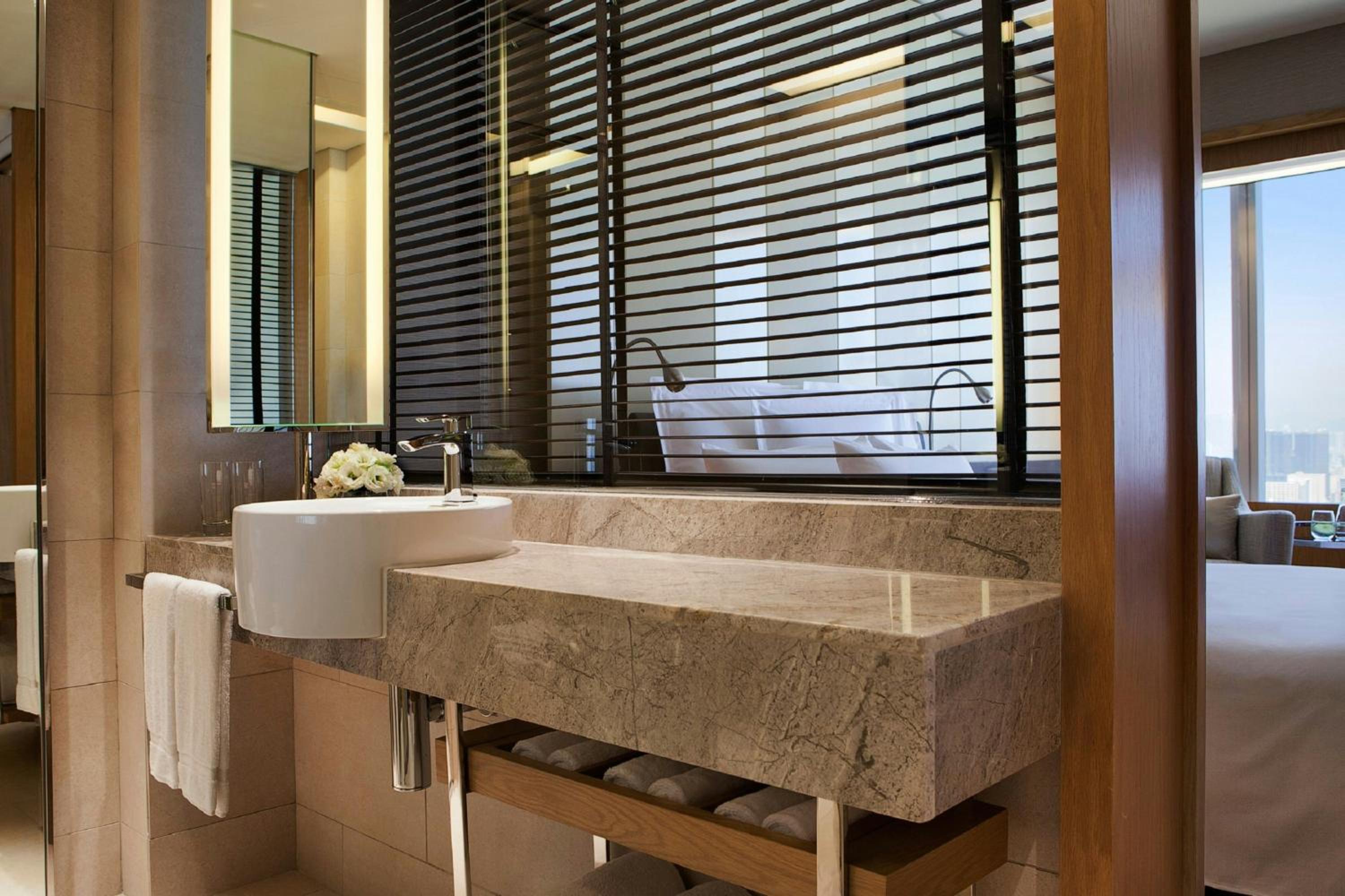 RENAISSANCE HARBOUR VIEW HOTEL HONG KONG — 8