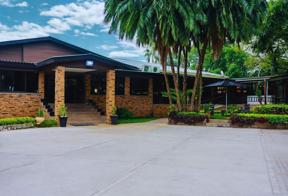 Casa Mia — 3