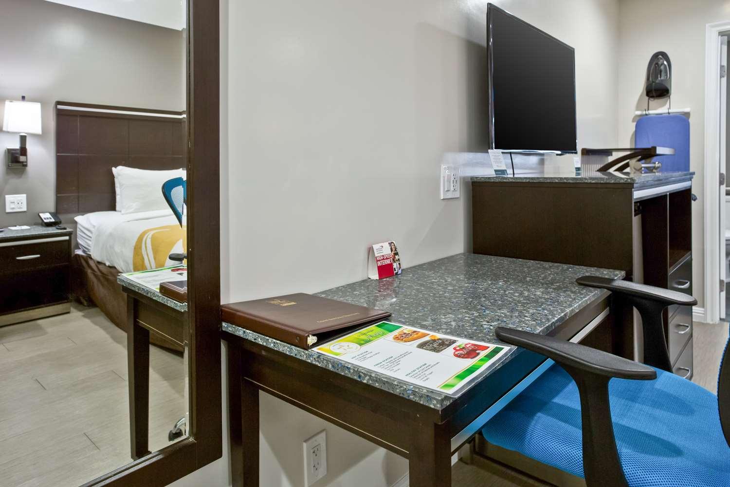 Bay Area Inn & Suites — 5