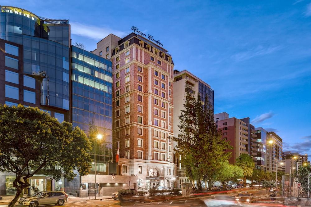 Dann Carlton Quito — 1