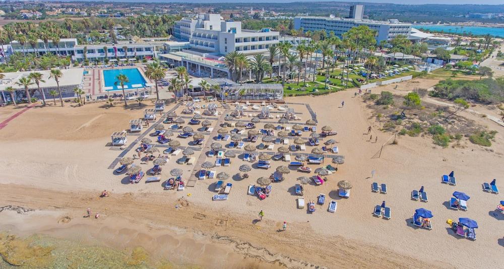 Dome Beach Marina Hotel and Resort — 2