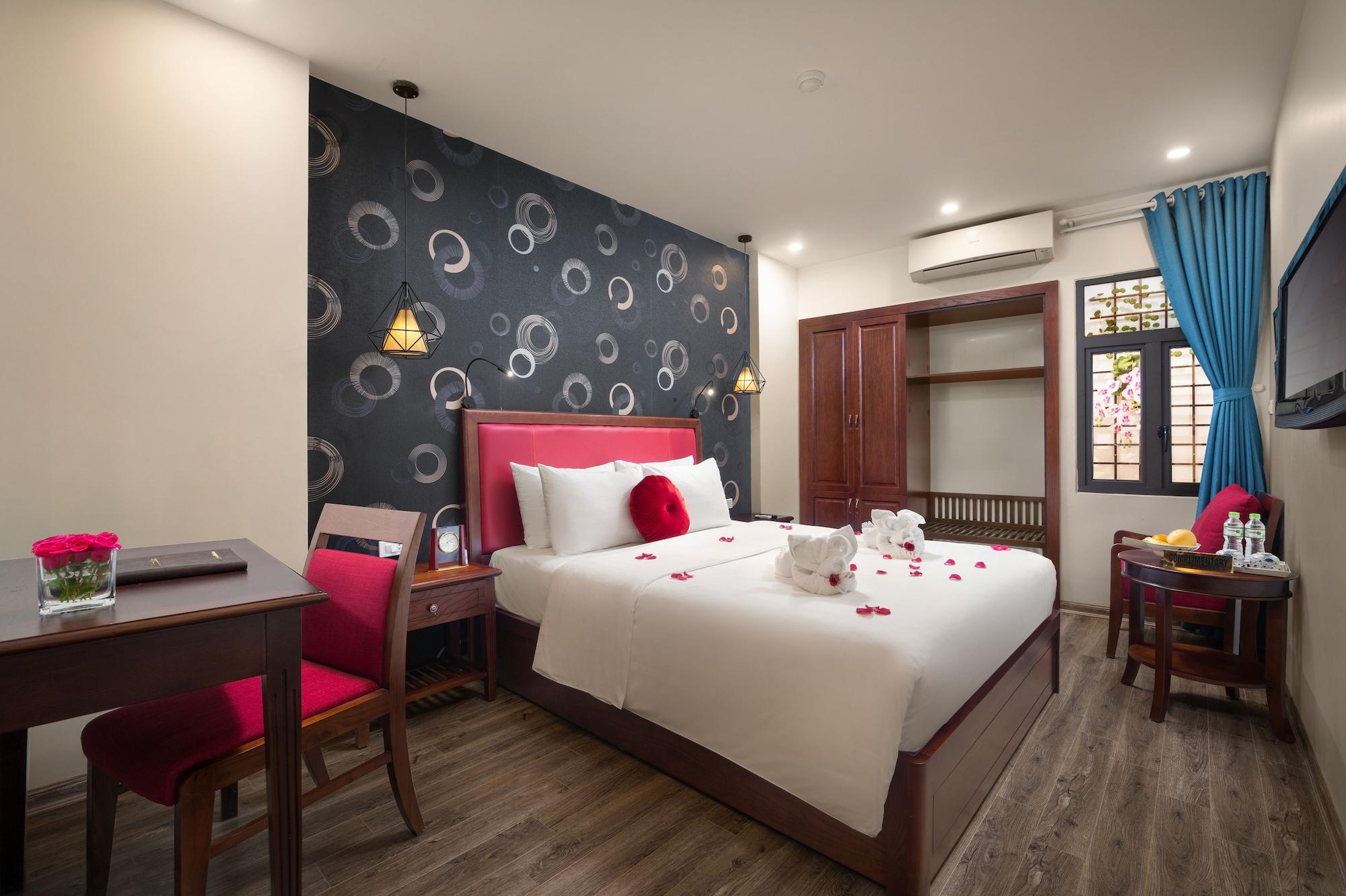 Holiday Emerald Hotel — 9