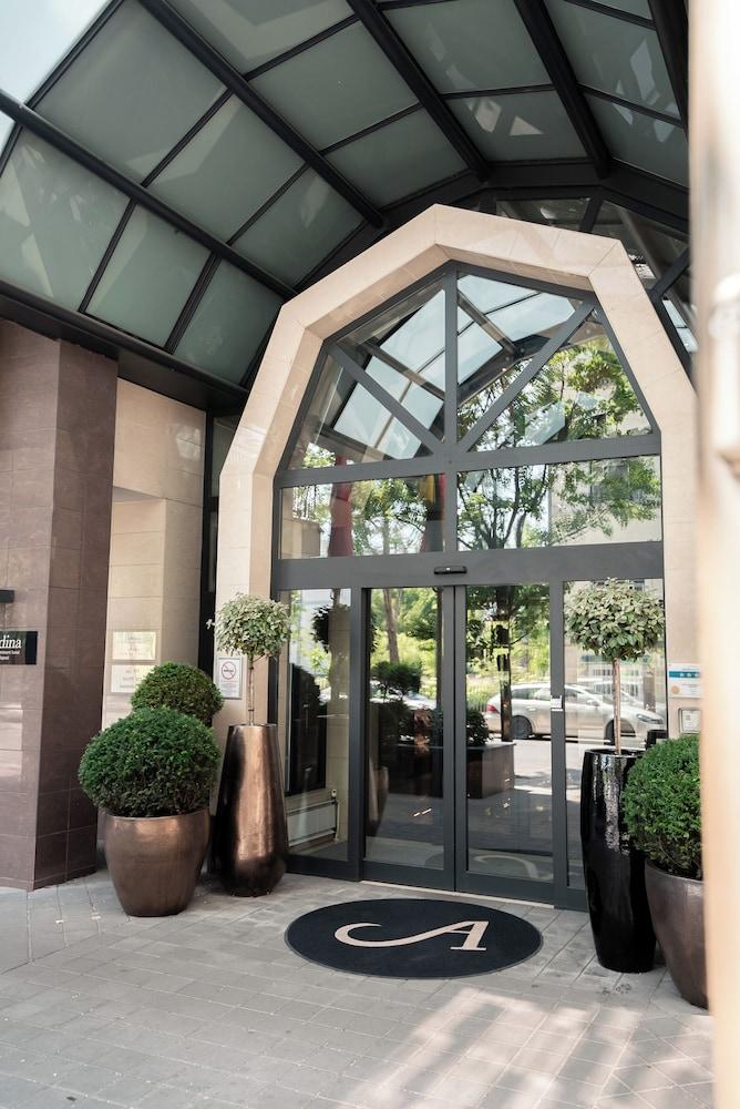 Adina Apartment Hotel Budapest — 5