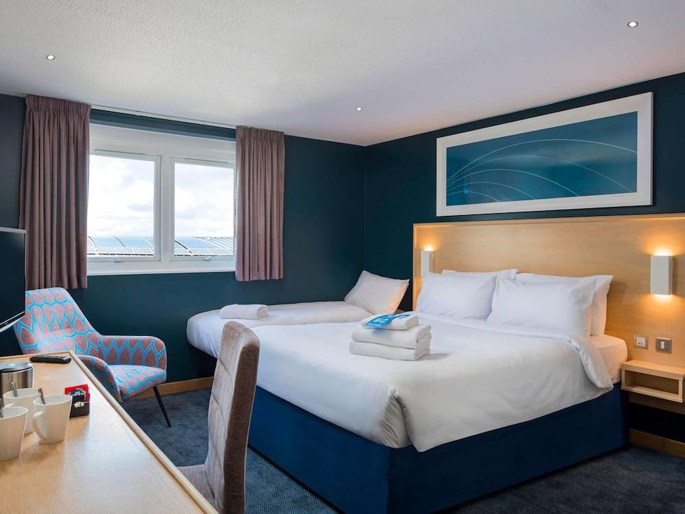 Travelodge Edinburgh Central — 5