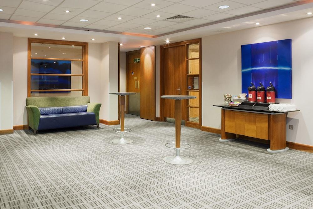 Holiday Inn Rochester Chatham an IHG Hotel — 3