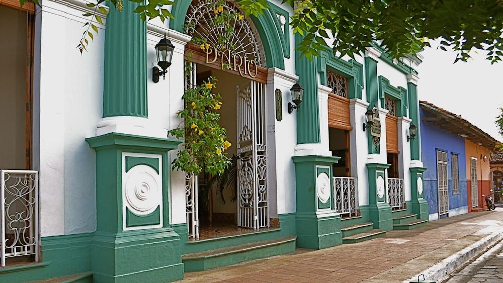 HOTEL DARIO — 6