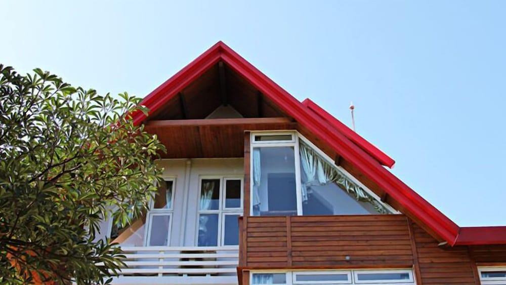 Shangrila Leisure Farm 884155 — 2