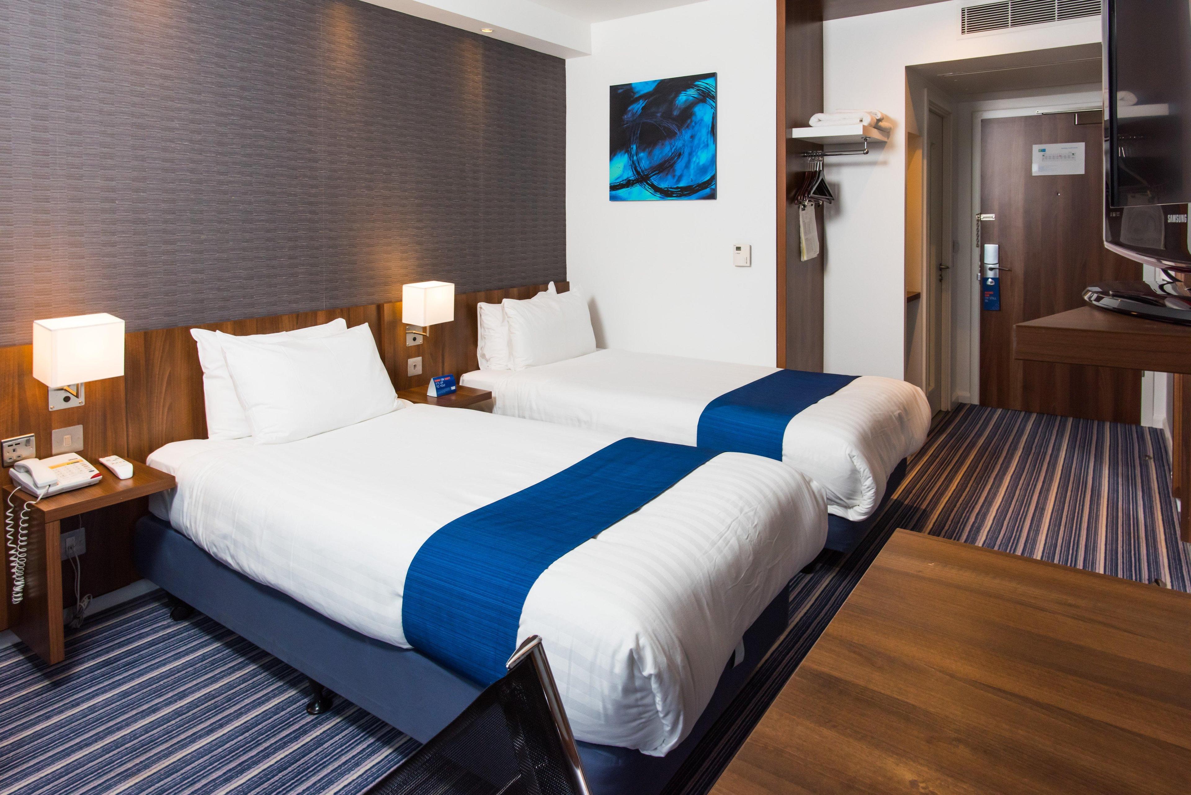 EXPRESS BY HOLIDAY INN GREENOCK — 7