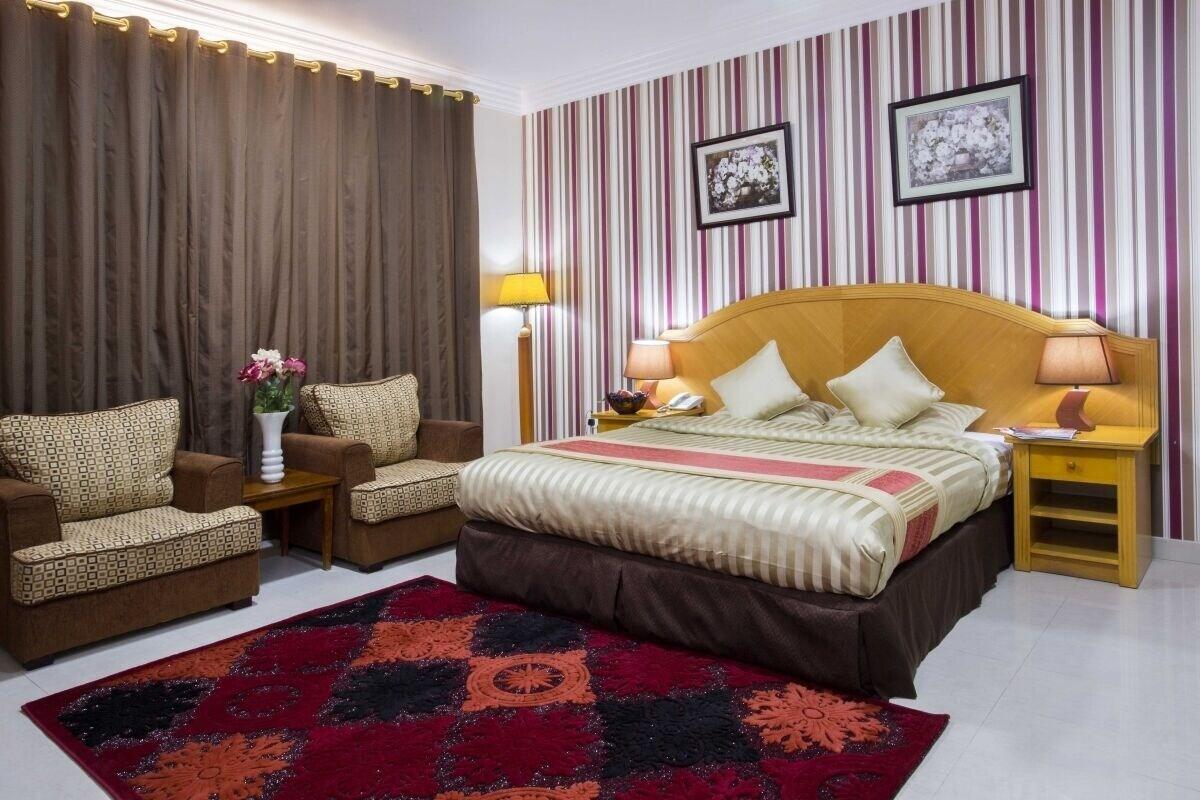 Safeer Plaza Hotel 120282 — 10