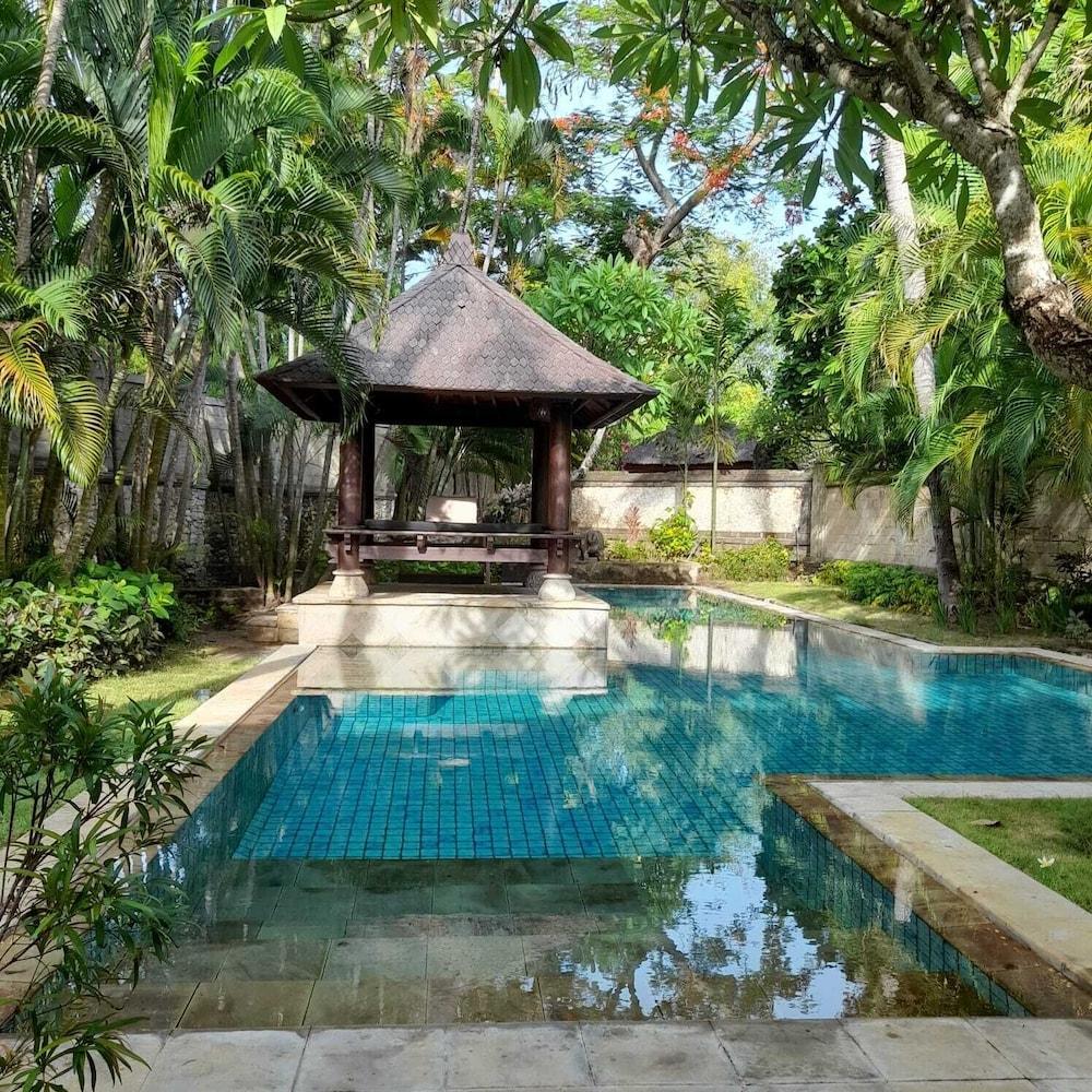 The Royal Beach Seminyak Bali Mgallery Collection 80034 — 6