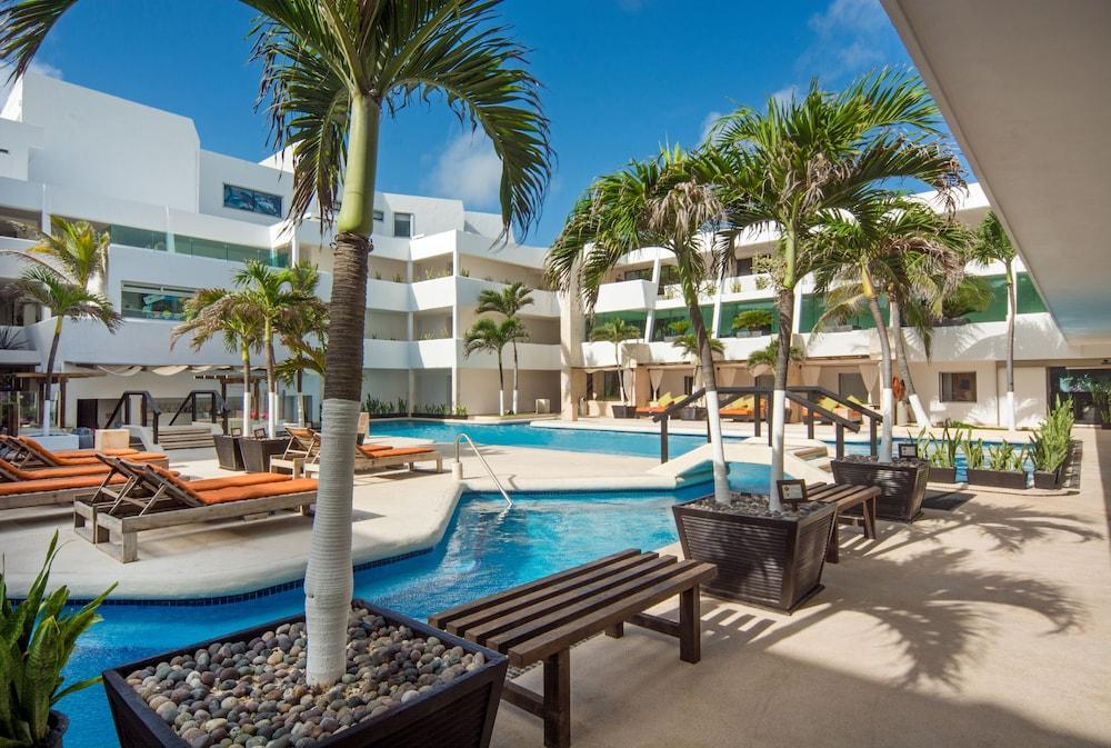 Flamingo Cancun All Inclusive 93132
