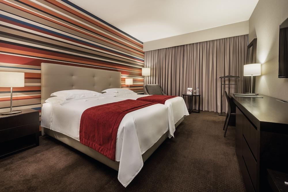 HOTEL TROPICO — 8