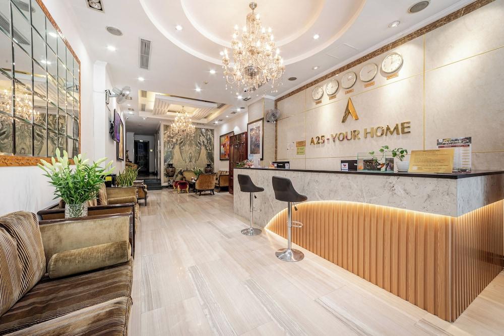 A25 Phan Dinh Phung Hotel — 10