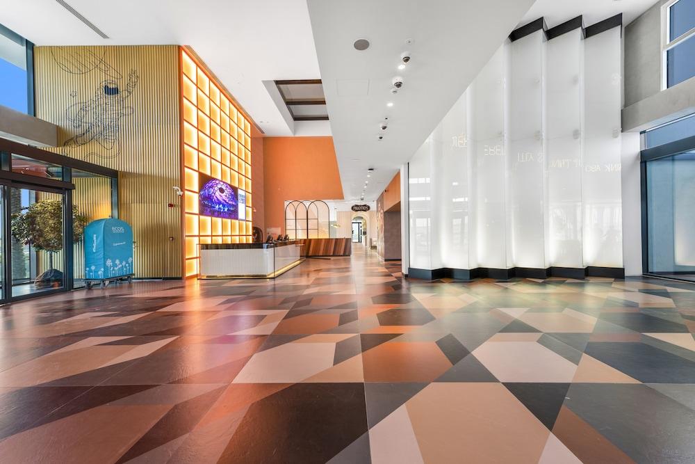 Ecos Dubai Hotel at Al Furjan — 10