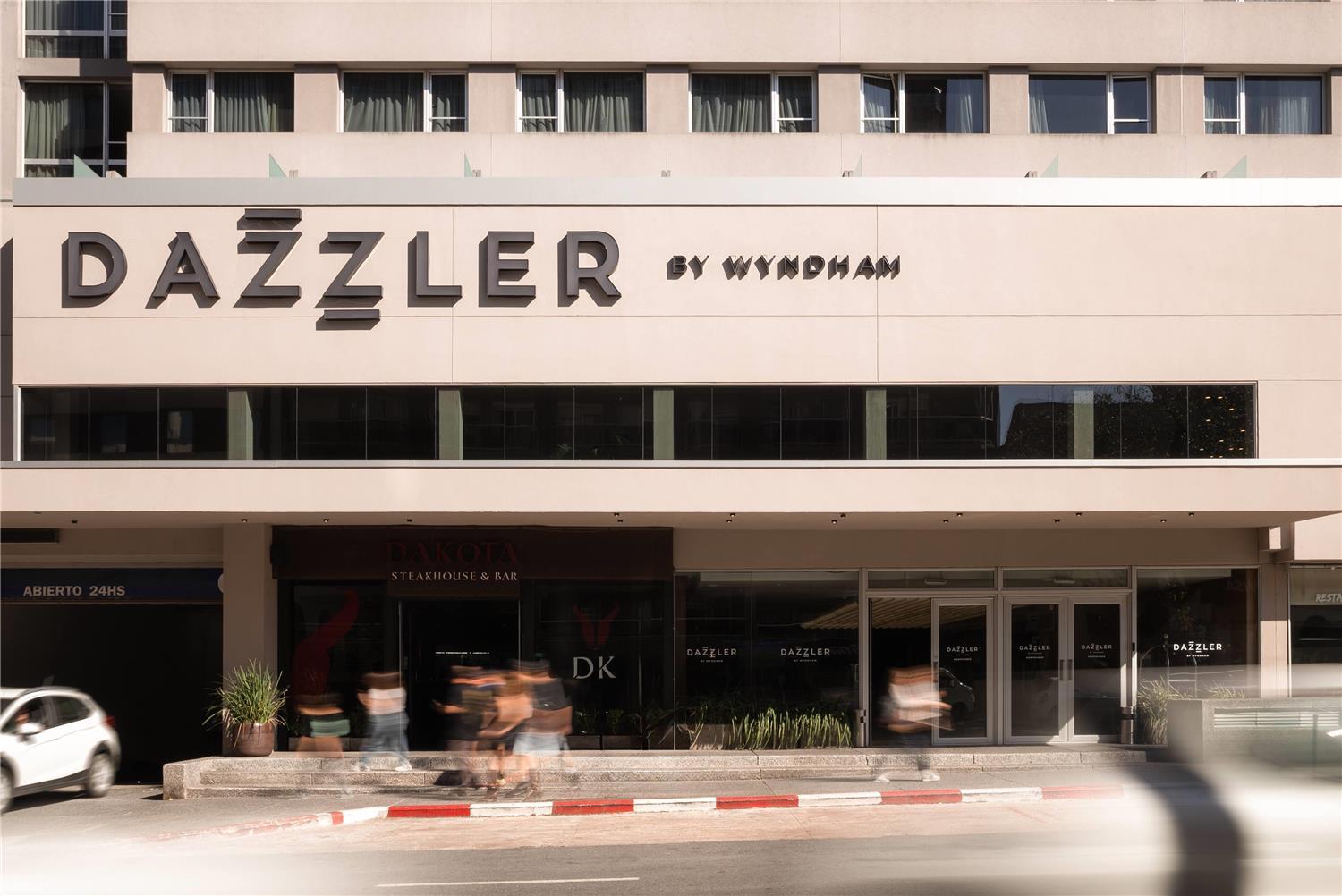 Dazzler by Wyndham Montevideo — 9