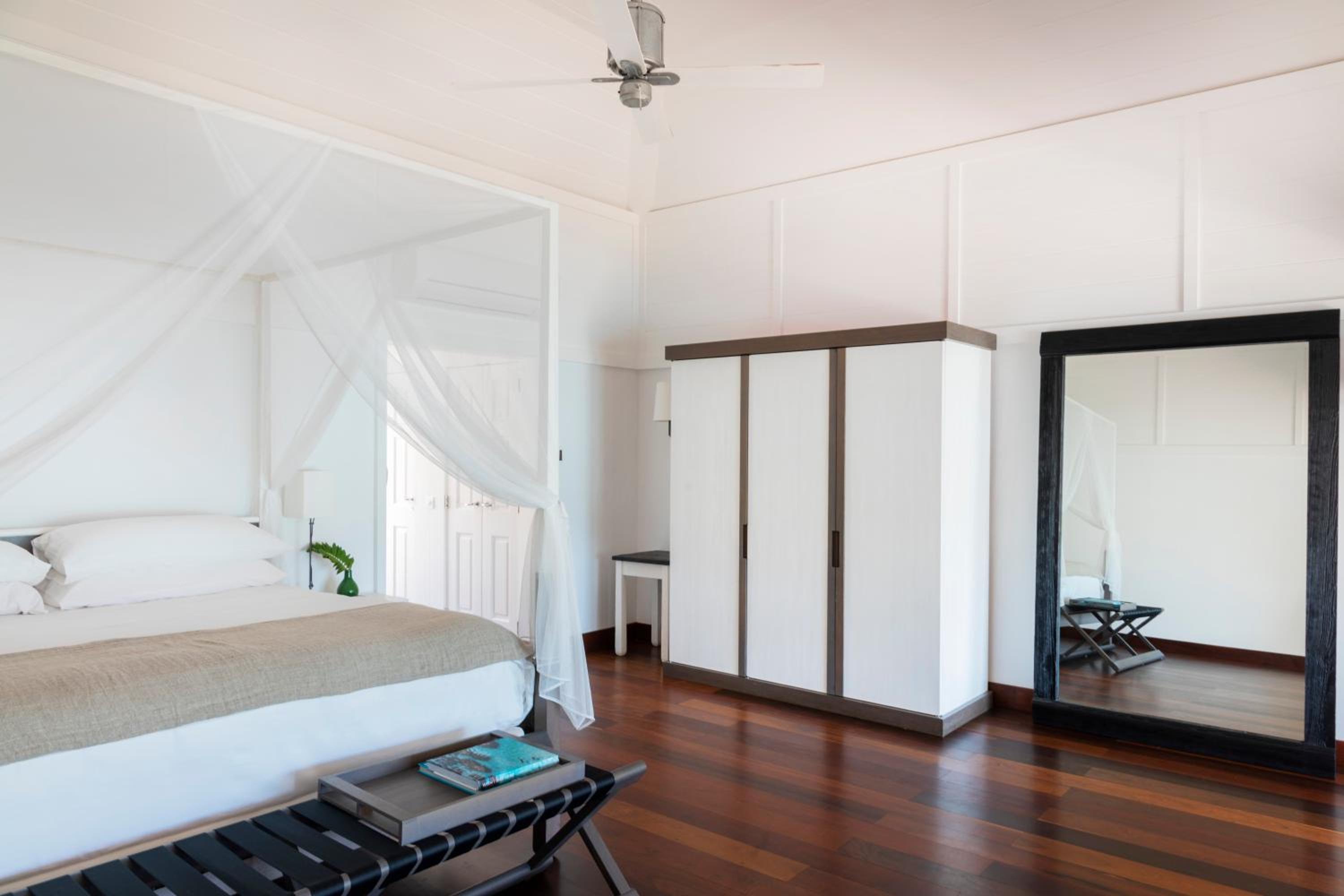 Le Sereno Hotel — 6