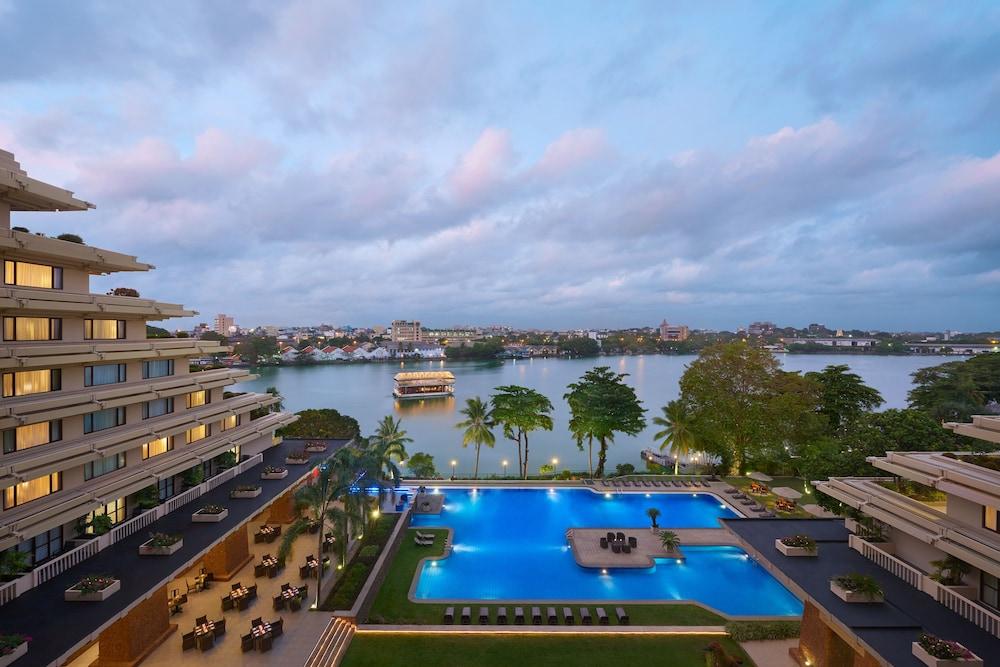 Cinnamon Lakeside Colombo 84846 — 6