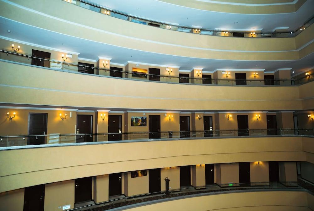Capital Hotel And Spa — 5
